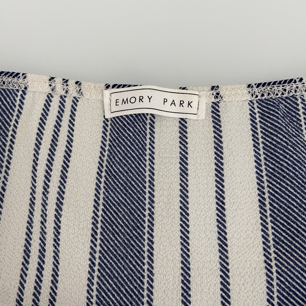 Emory Park‎ Women's Wide Leg Capri Romper Medium Navy White Strips Halter Top - Picture 6 of 9